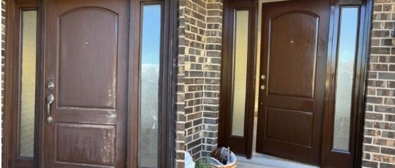 Check out this stunning front door transformation in Northside, Illinois! Our professional door painting service refreshed the worn wood with a rich, smooth finish that boosts curb appeal and adds lasting beauty to the home’s entrance.